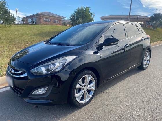 HYUNDAI I30 1.8 MPI 16V GASOLINA 4P AUTOMATICO HYUNDAI I30 1.8 MPI 16V GASOLINA 4P AUTOMATICO